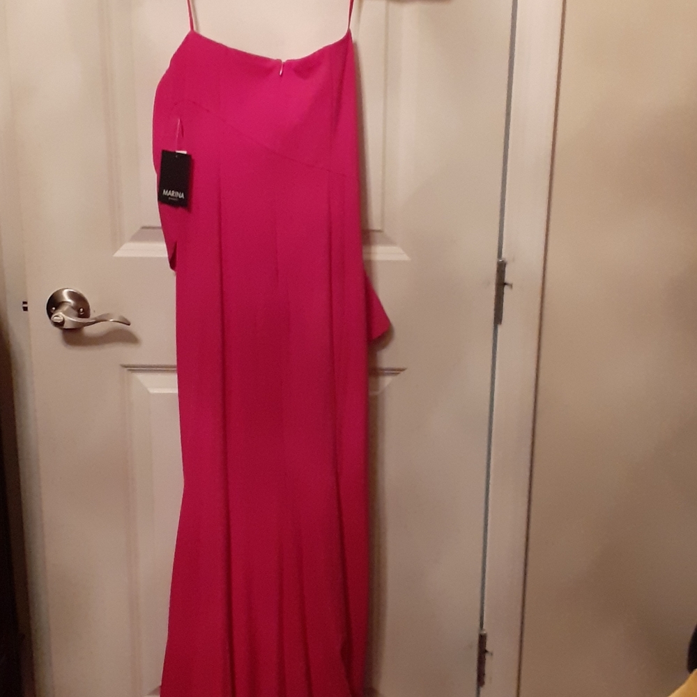 Dress - Picture 2 of 2